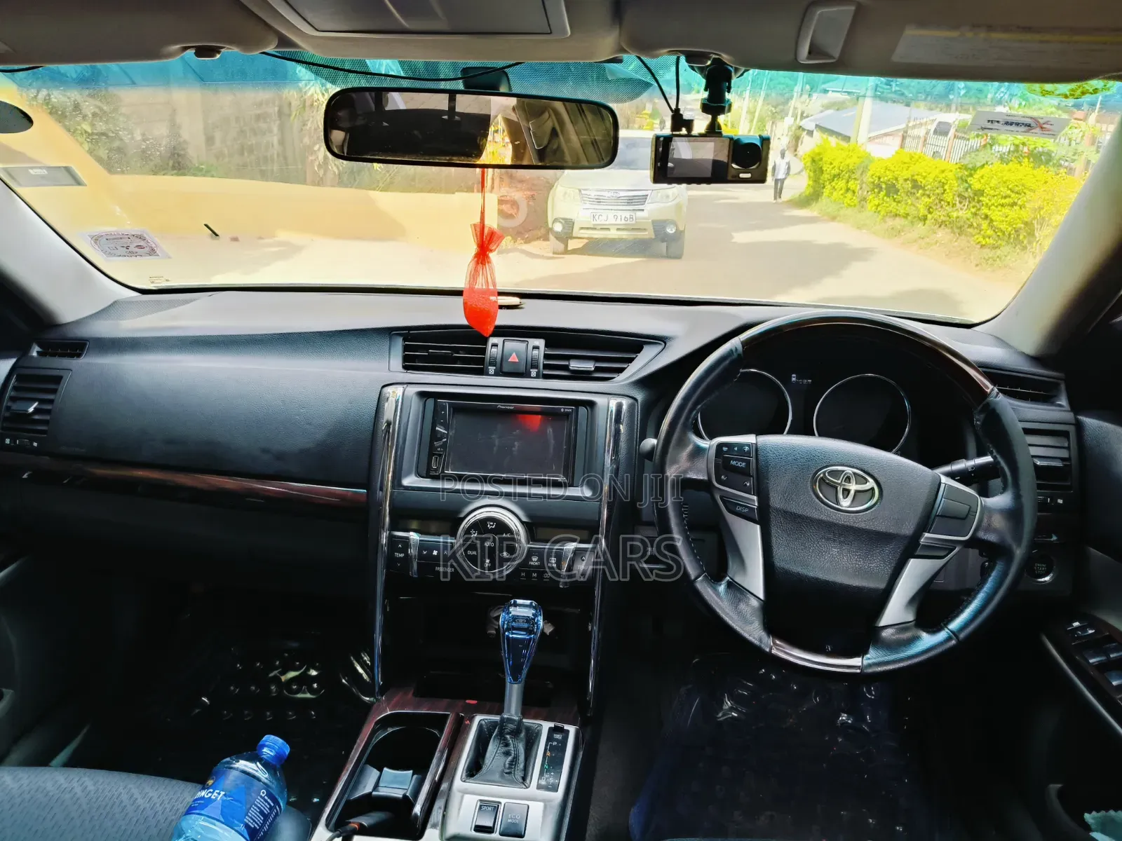 Toyota Mark X 2.5 RWD 2013 White