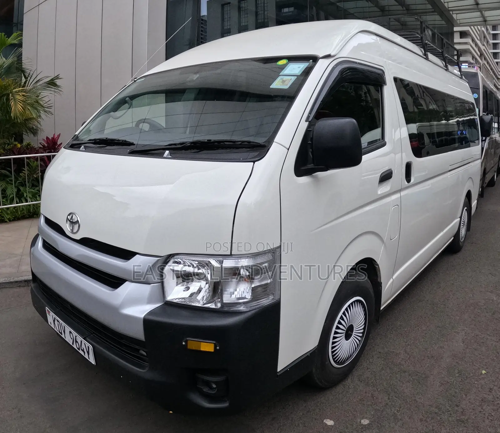 Executive 14-Seater Toyota Hiace Van Hire – Premium Group Travel