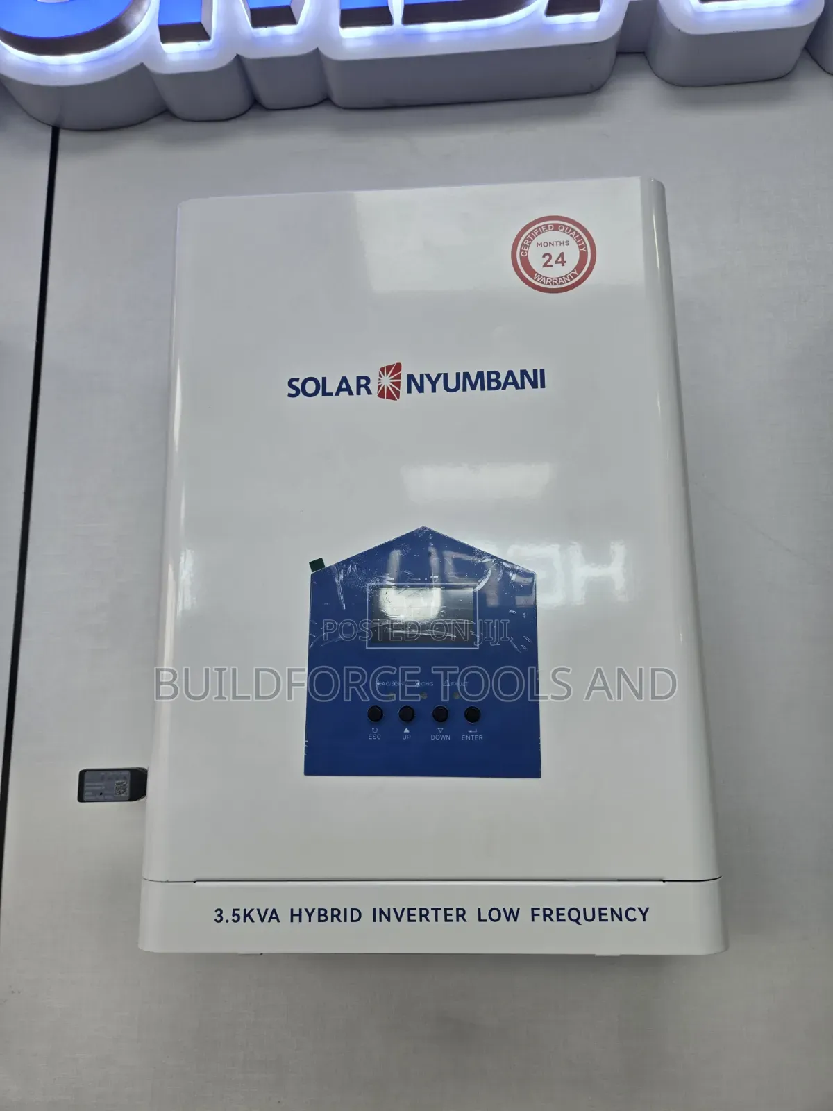 Solar Nyumbani UD3024AM 3.5KVA Low Frequency Hybrid Inverter