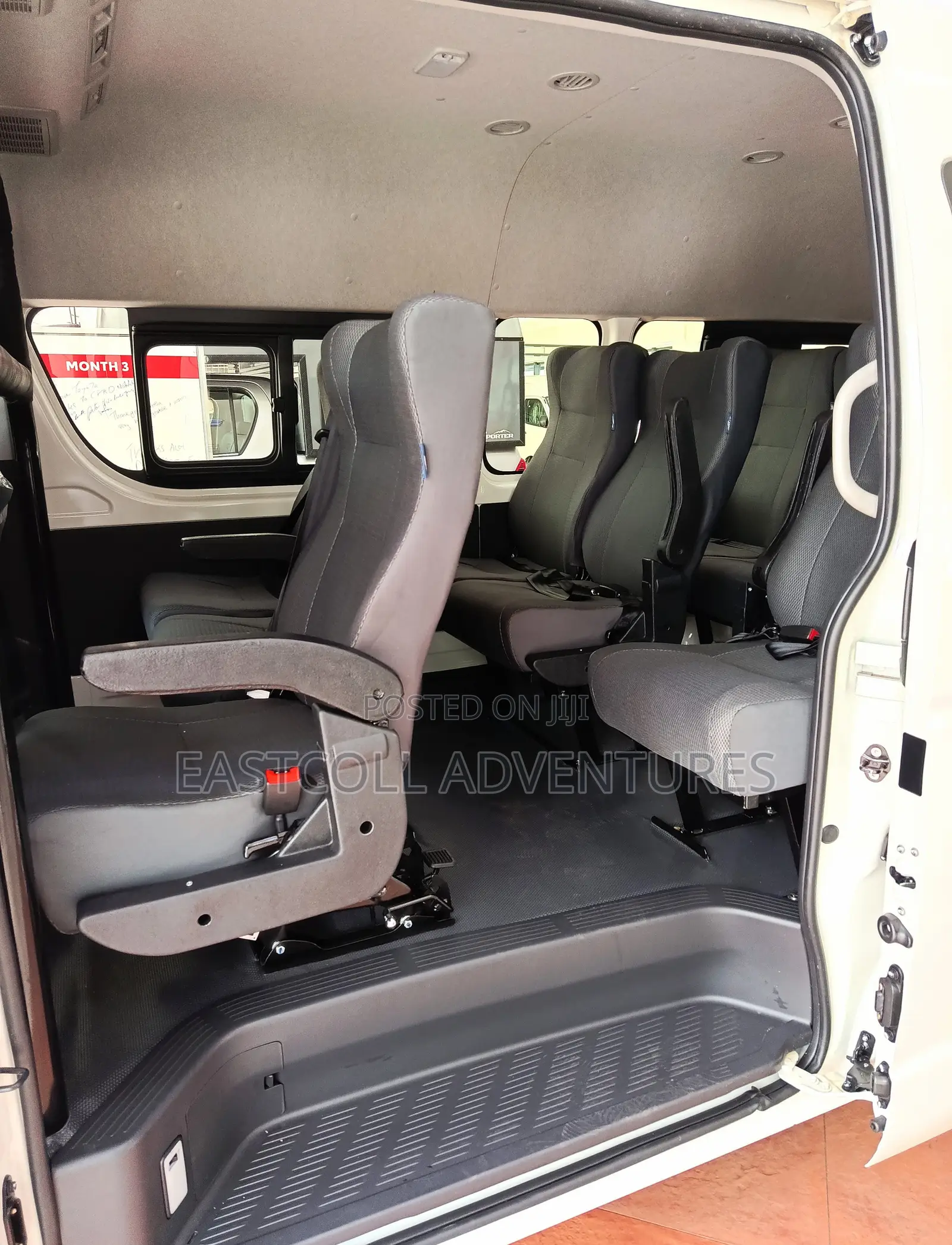 Executive 14-Seater Toyota Hiace Van Hire – Premium Group Travel