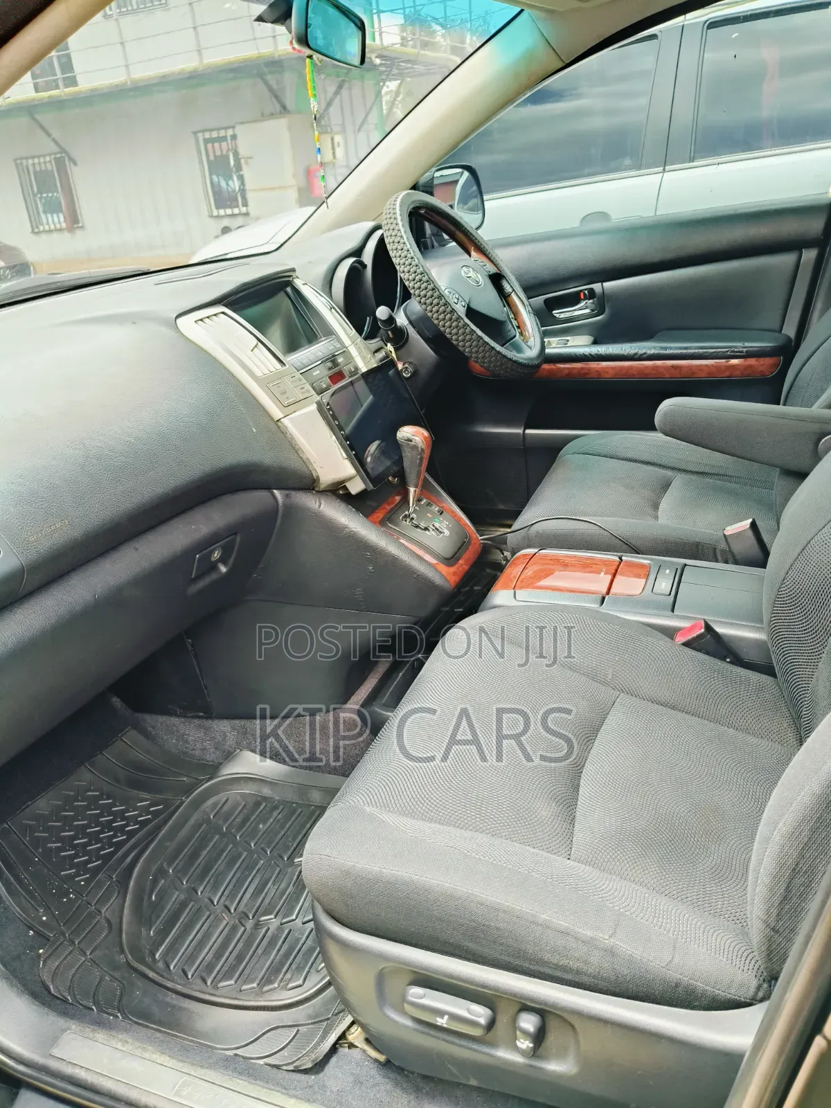 Toyota Harrier 240G 2012 Black