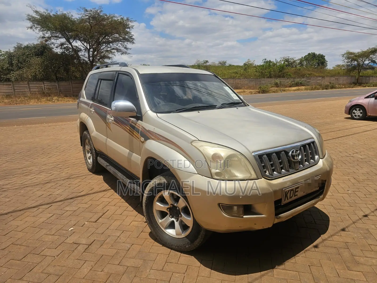 Toyota Land Cruiser Prado 2006 Gold