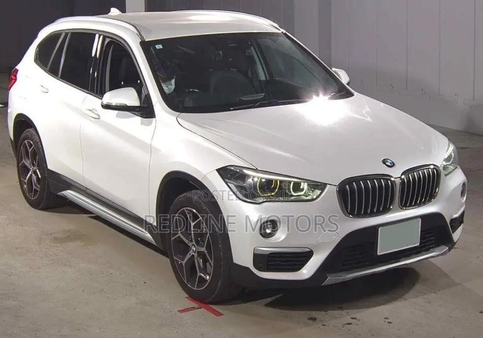 BMW X1 xDrive28i AWD 2019 Off white