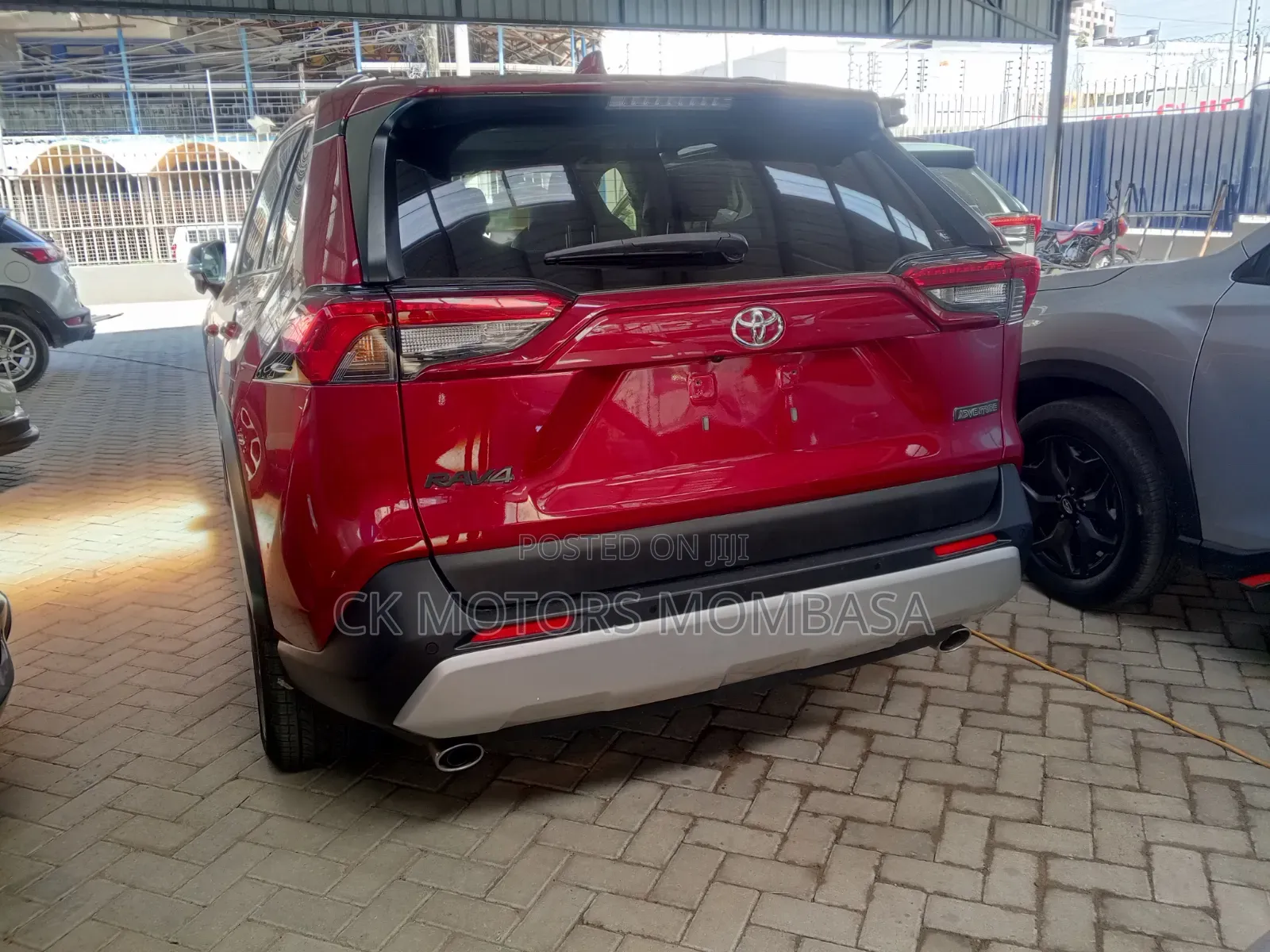 Toyota RAV4 2020 Red