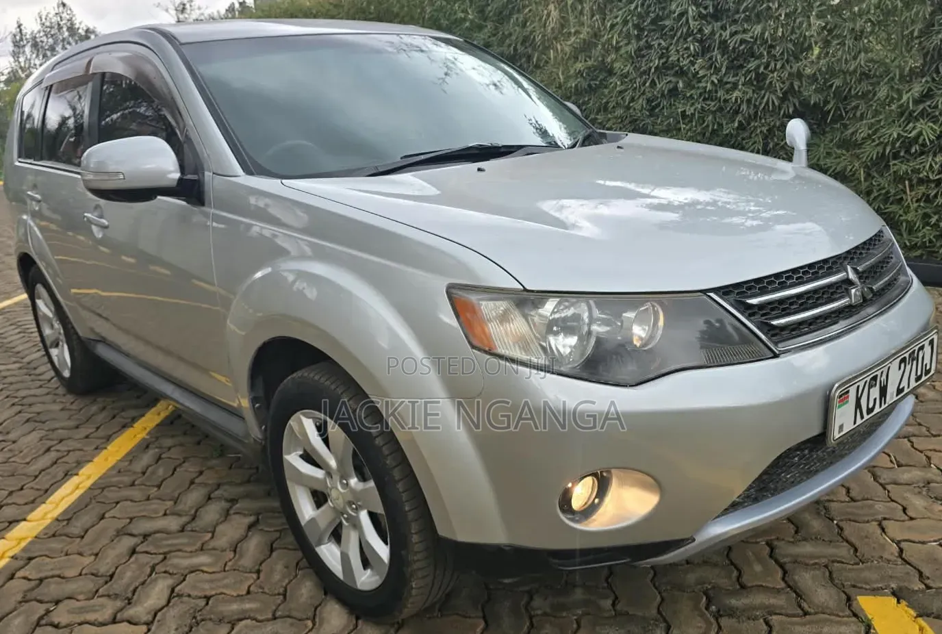 Mitsubishi Outlander 2012 Silver