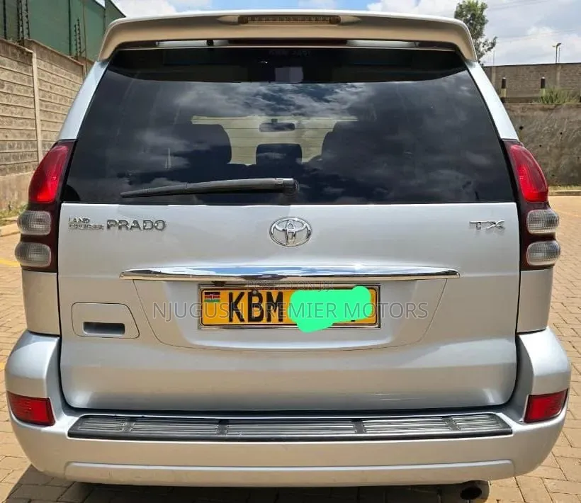 Toyota Land Cruiser Prado 2004 Silver