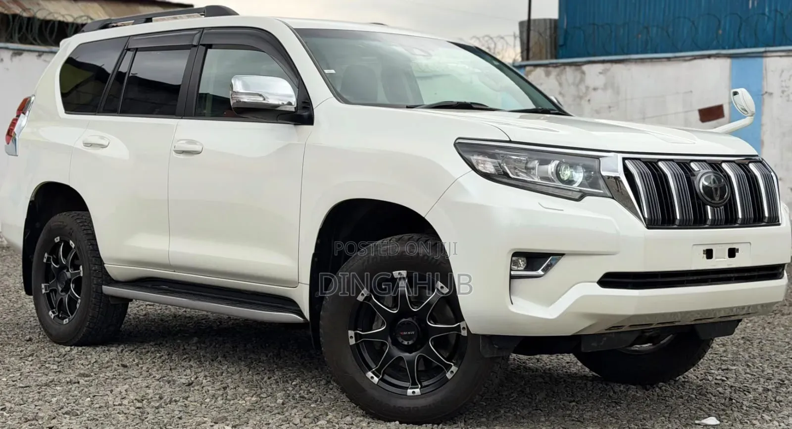 Toyota Land Cruiser Prado 2.7 2019 Off white