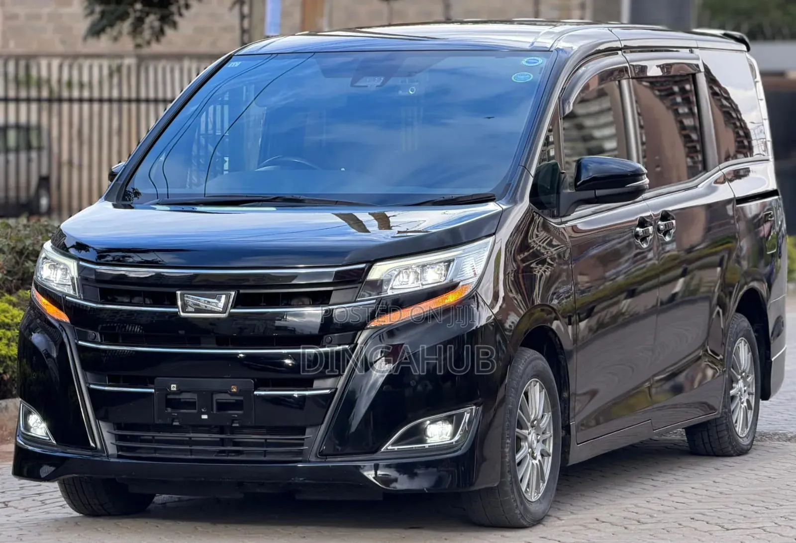 Toyota Noah 2.0 FWD (7 Seater) 2019 Black