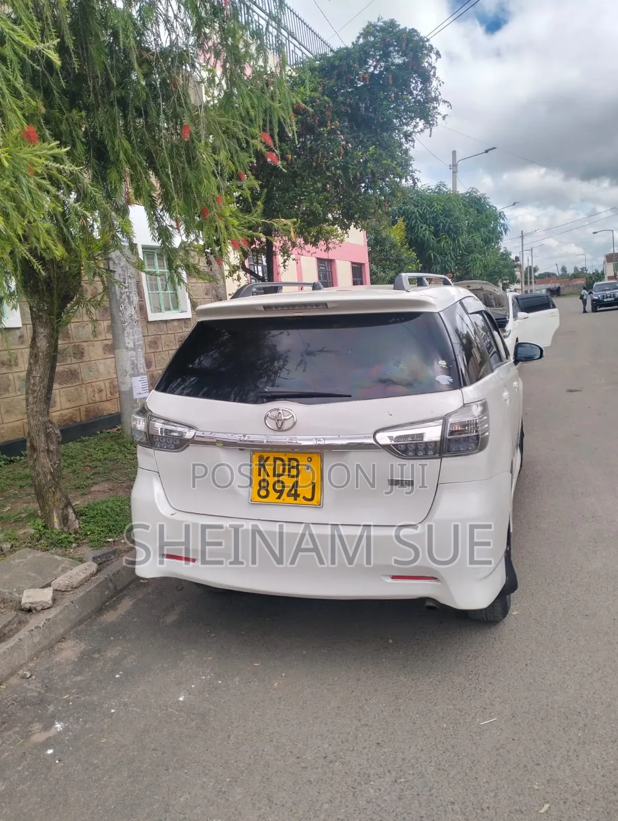 Toyota Wish 2013 White
