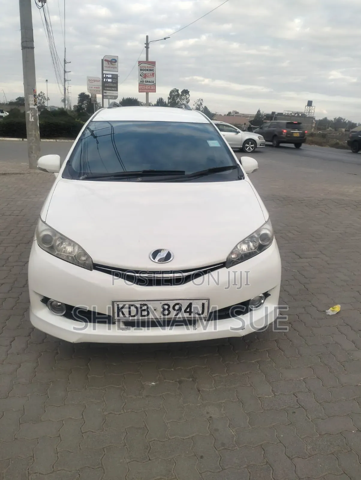 Toyota Wish 2013 White