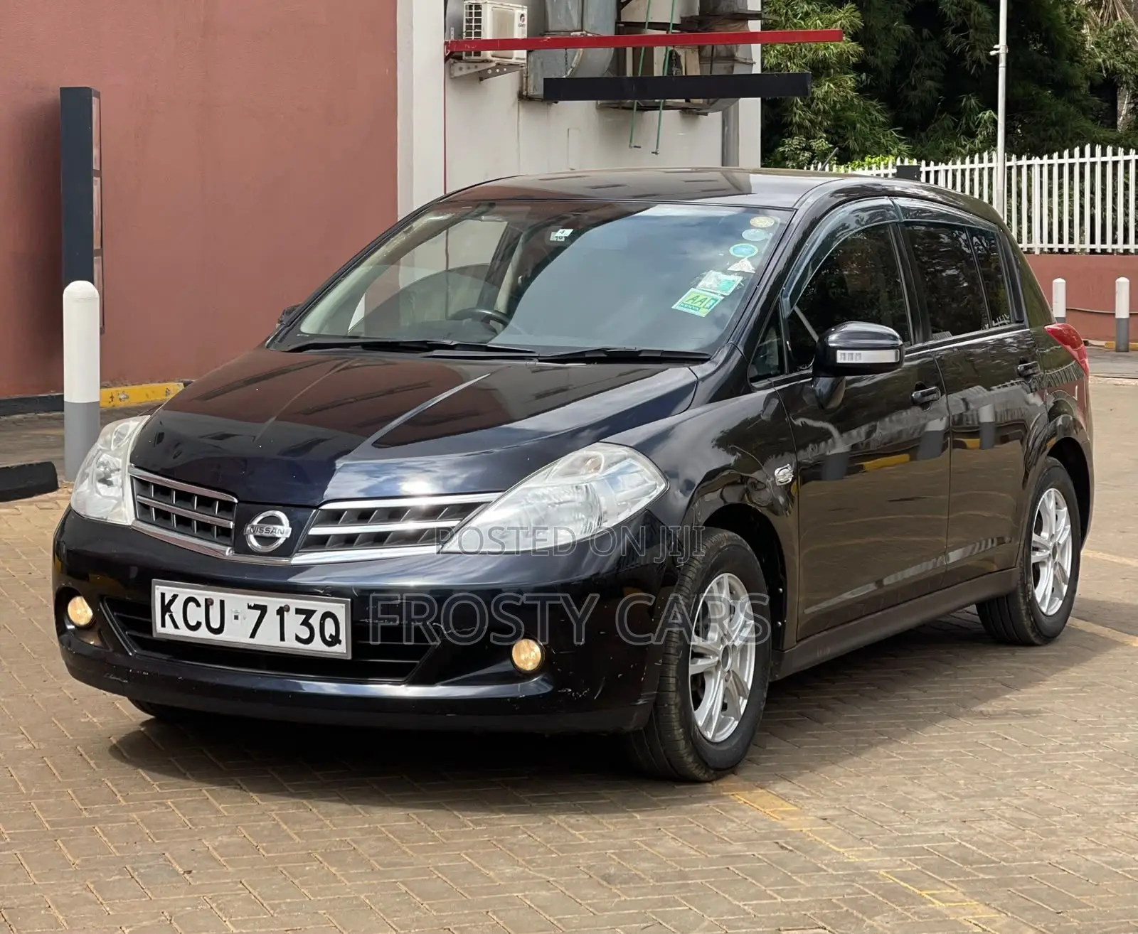 Nissan Tiida 2012 Black