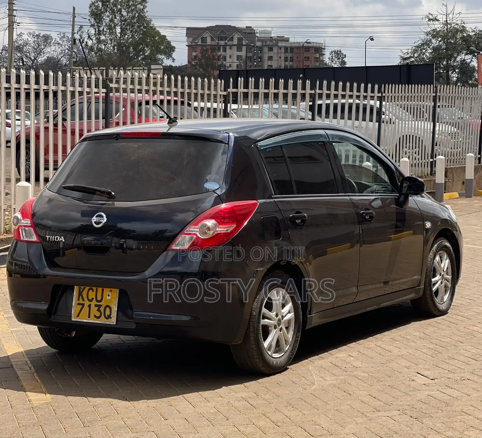Nissan Tiida 2012 Black