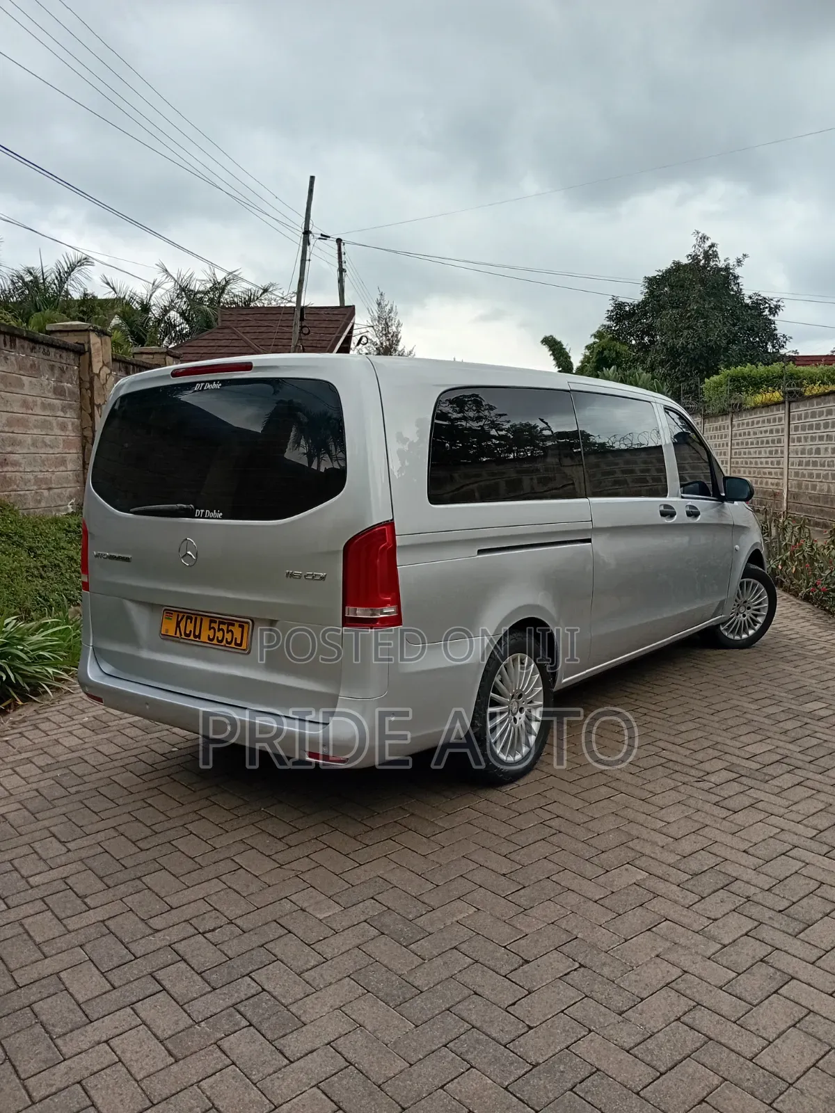 Mercedes-Benz Vito 2017 Silver