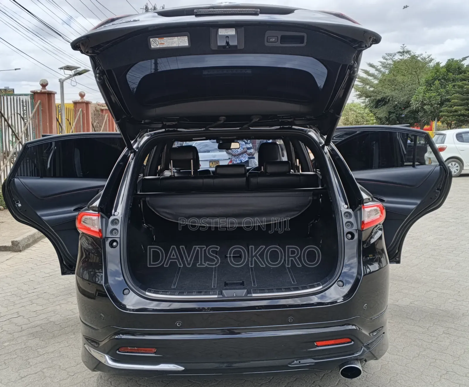 Toyota Harrier 2018 Black