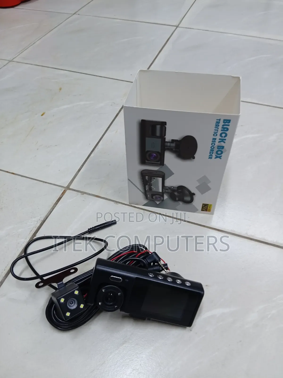 Black Box Traffic Recorder With Continuous Driving Video Capture