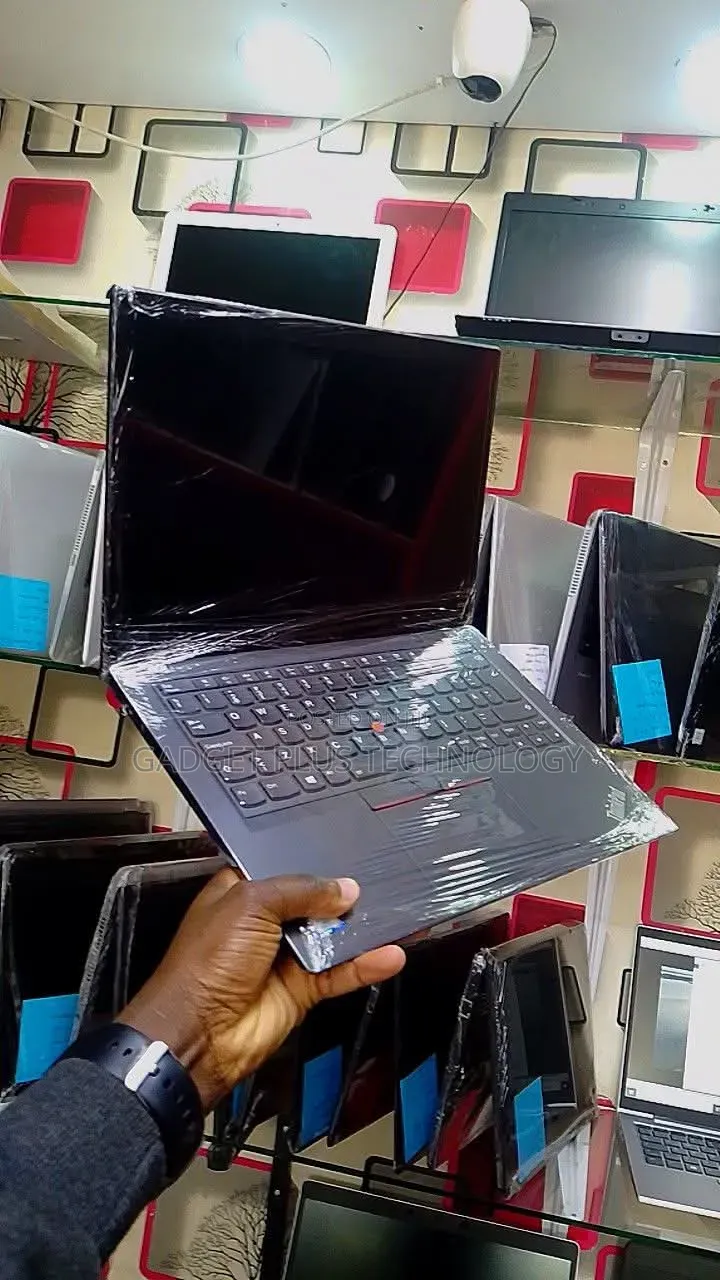 Laptop Lenovo ThinkPad X390 16GB Intel Core i5 SSD 256GB
