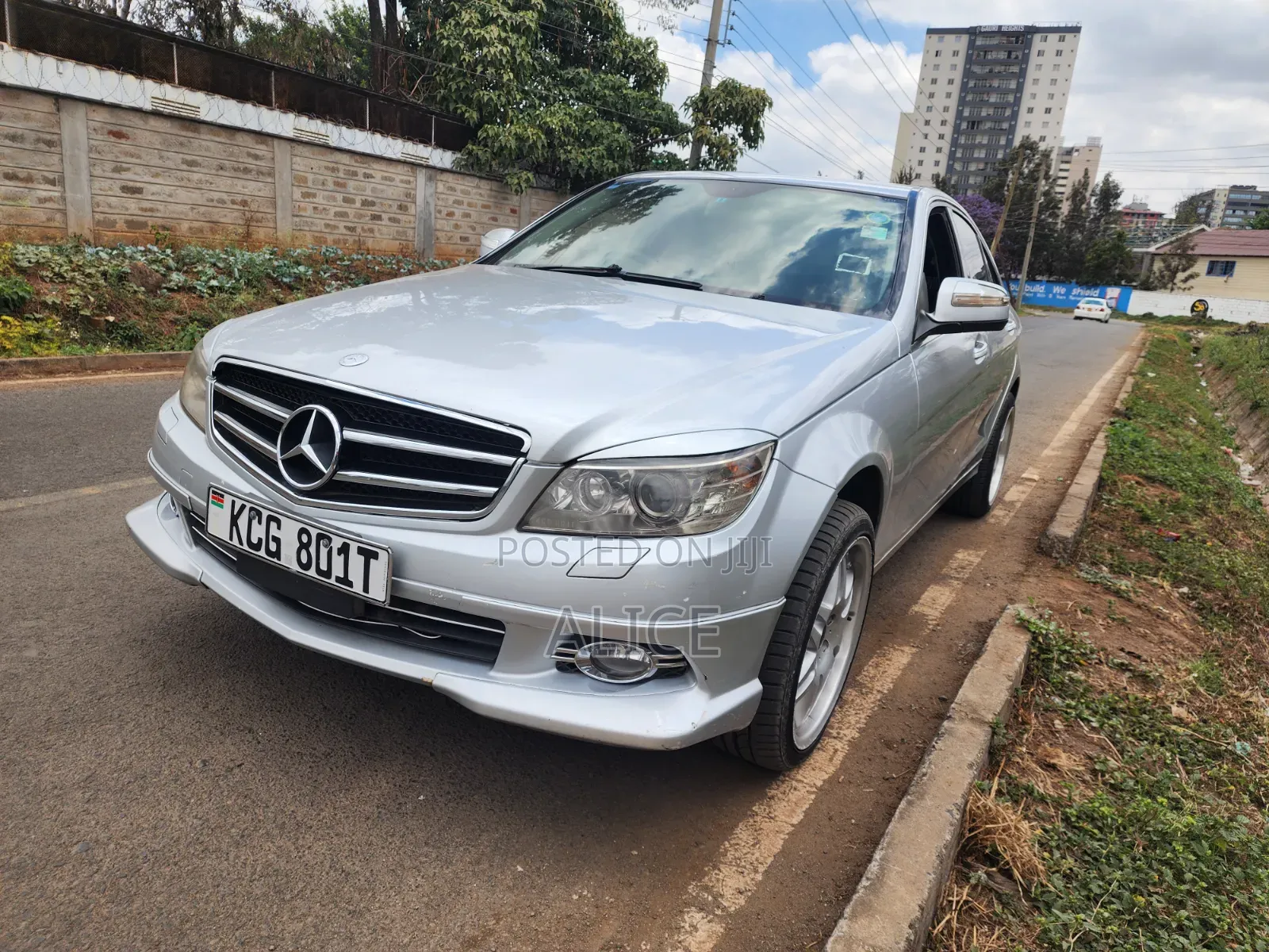 Mercedes-Benz C200 2010 Silver