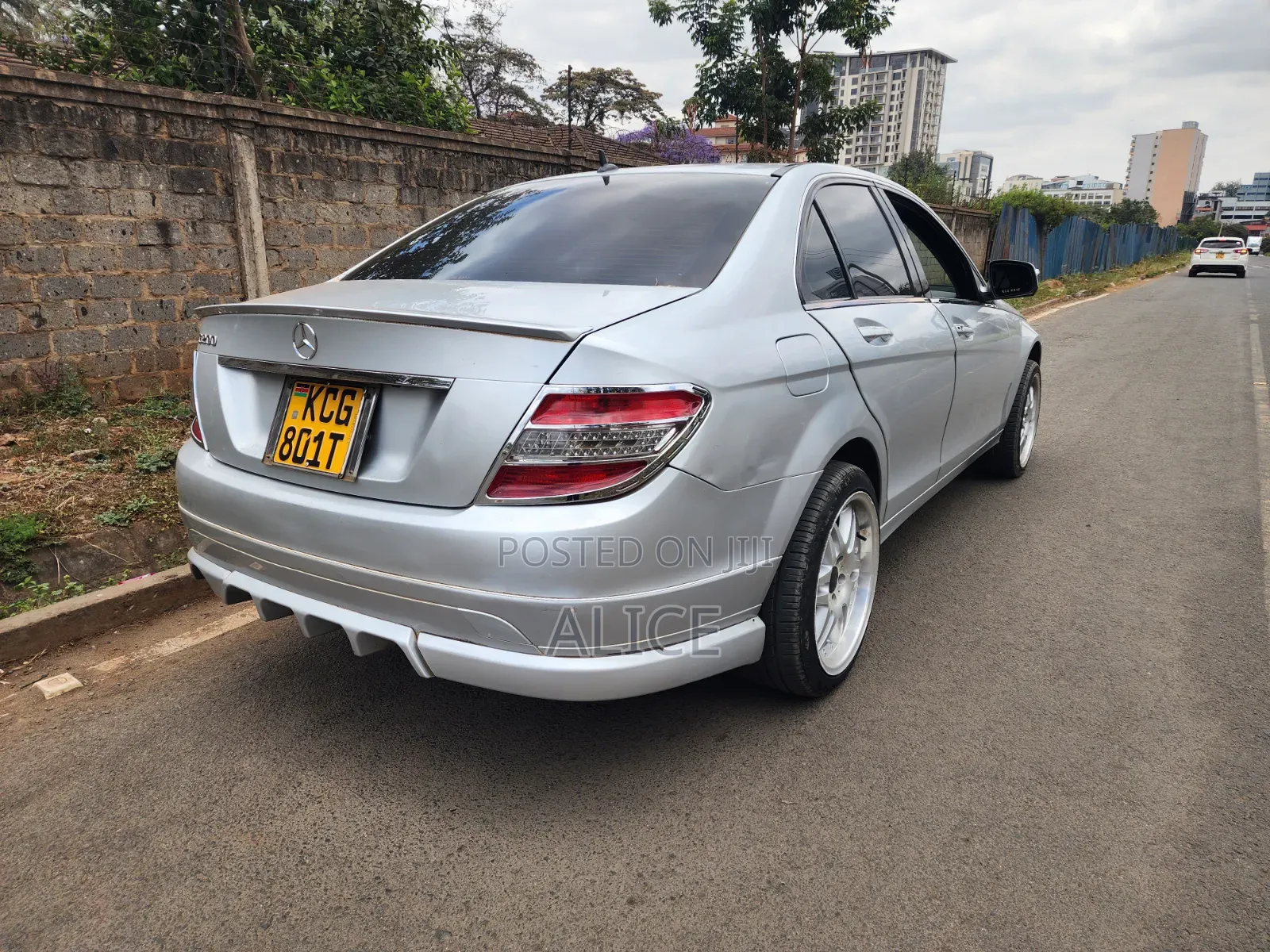 Mercedes-Benz C200 2010 Silver