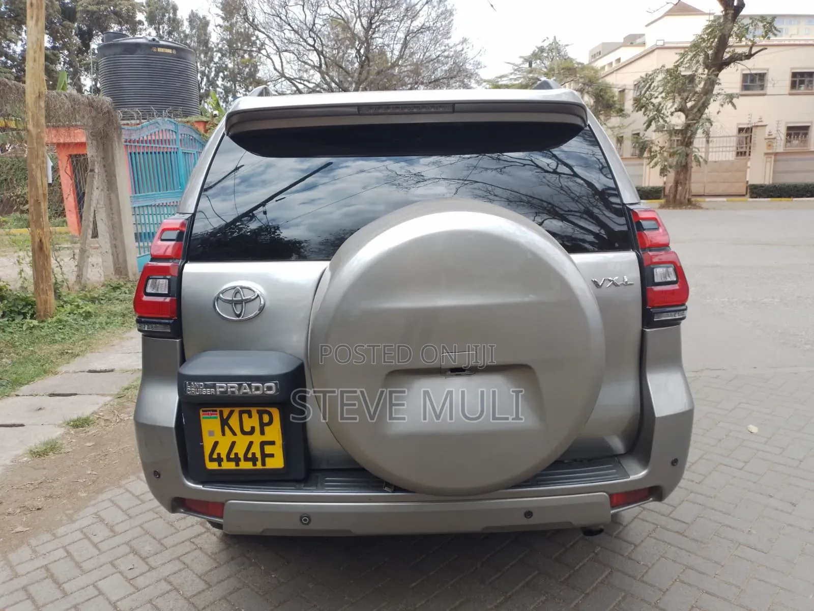 Toyota Land Cruiser Prado 2011 Brown