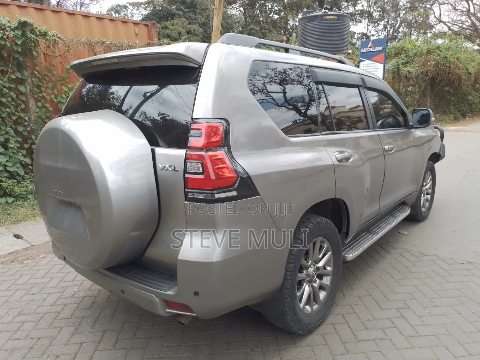 Toyota Land Cruiser Prado 2011 Brown