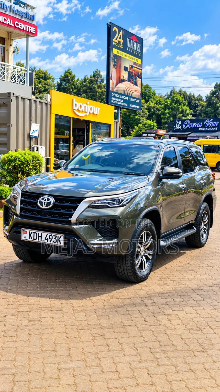 Toyota Fortuner 2023 Gray
