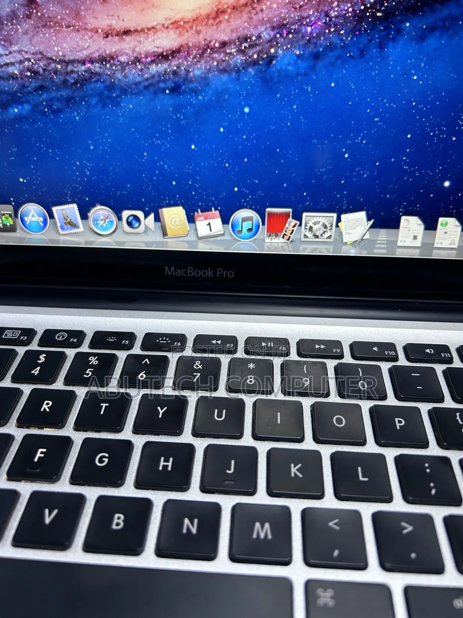 Laptop Apple MacBook 2011 4GB Intel Core i5 HDD 500GB