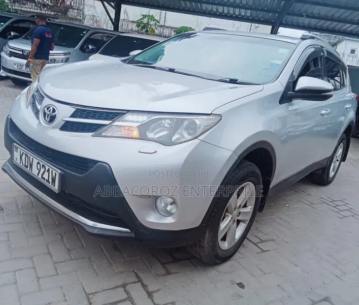 Toyota RAV4 2013 Silver