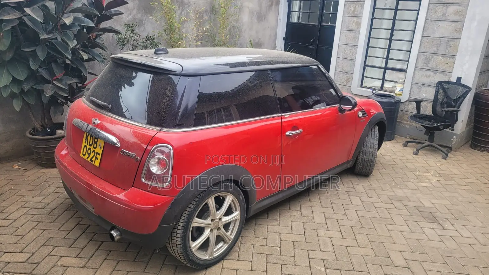 Mini Cooper 2013 Red