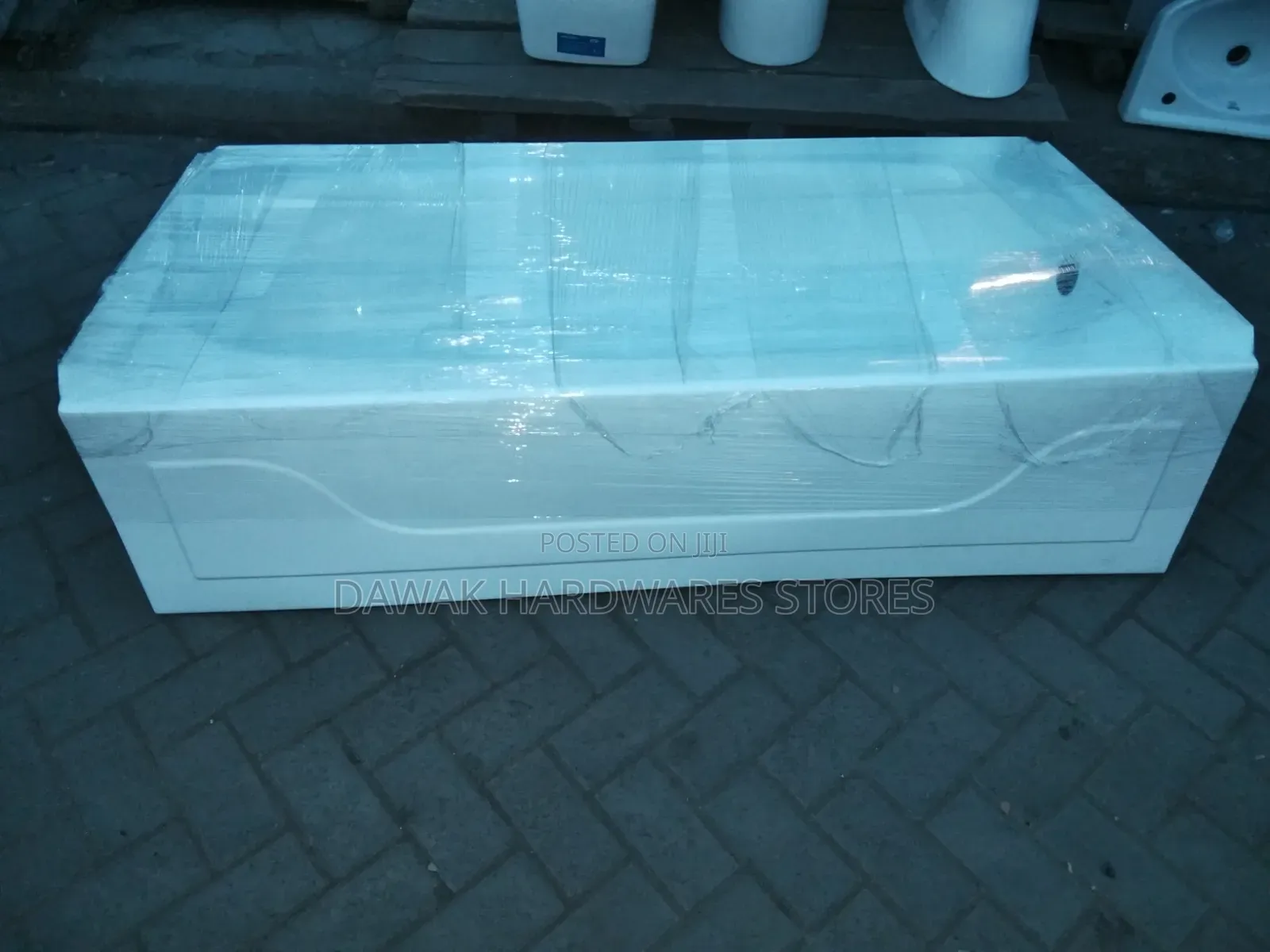 Steel Rectangular Built-in Bathtub