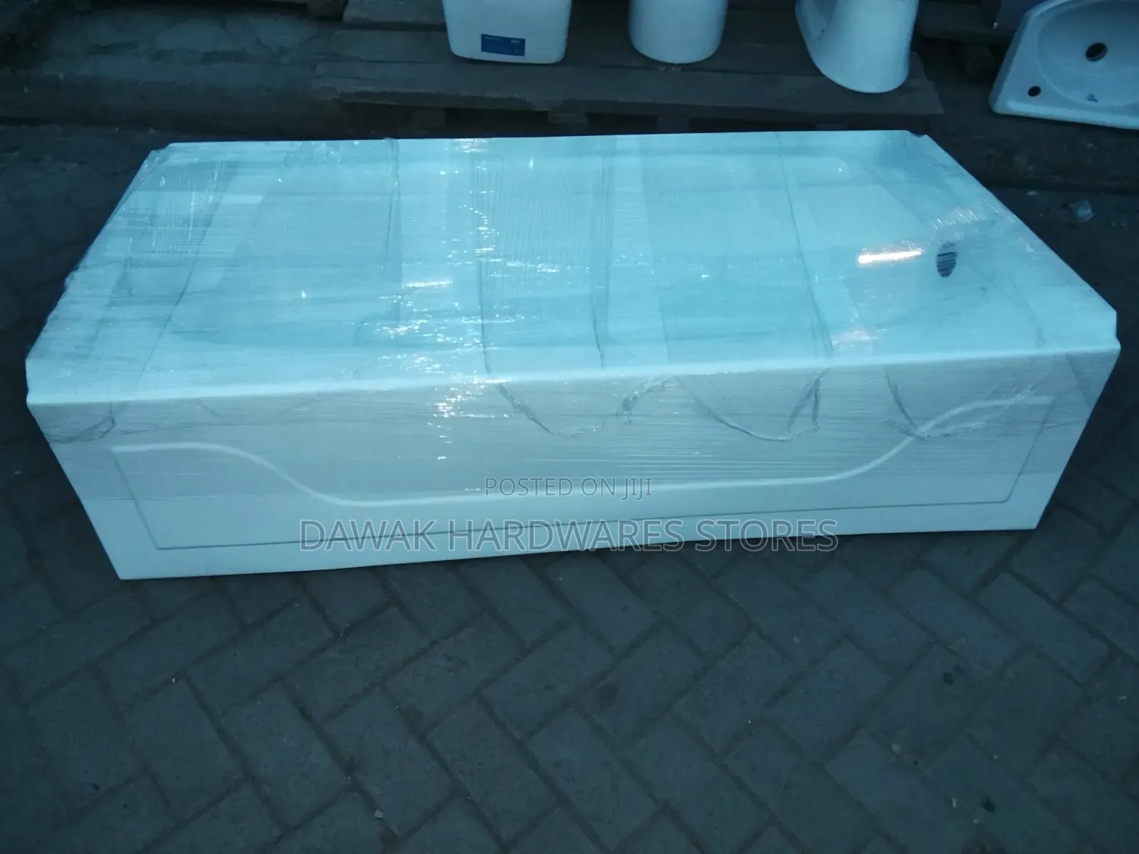 Steel Rectangular Built-in Bathtub