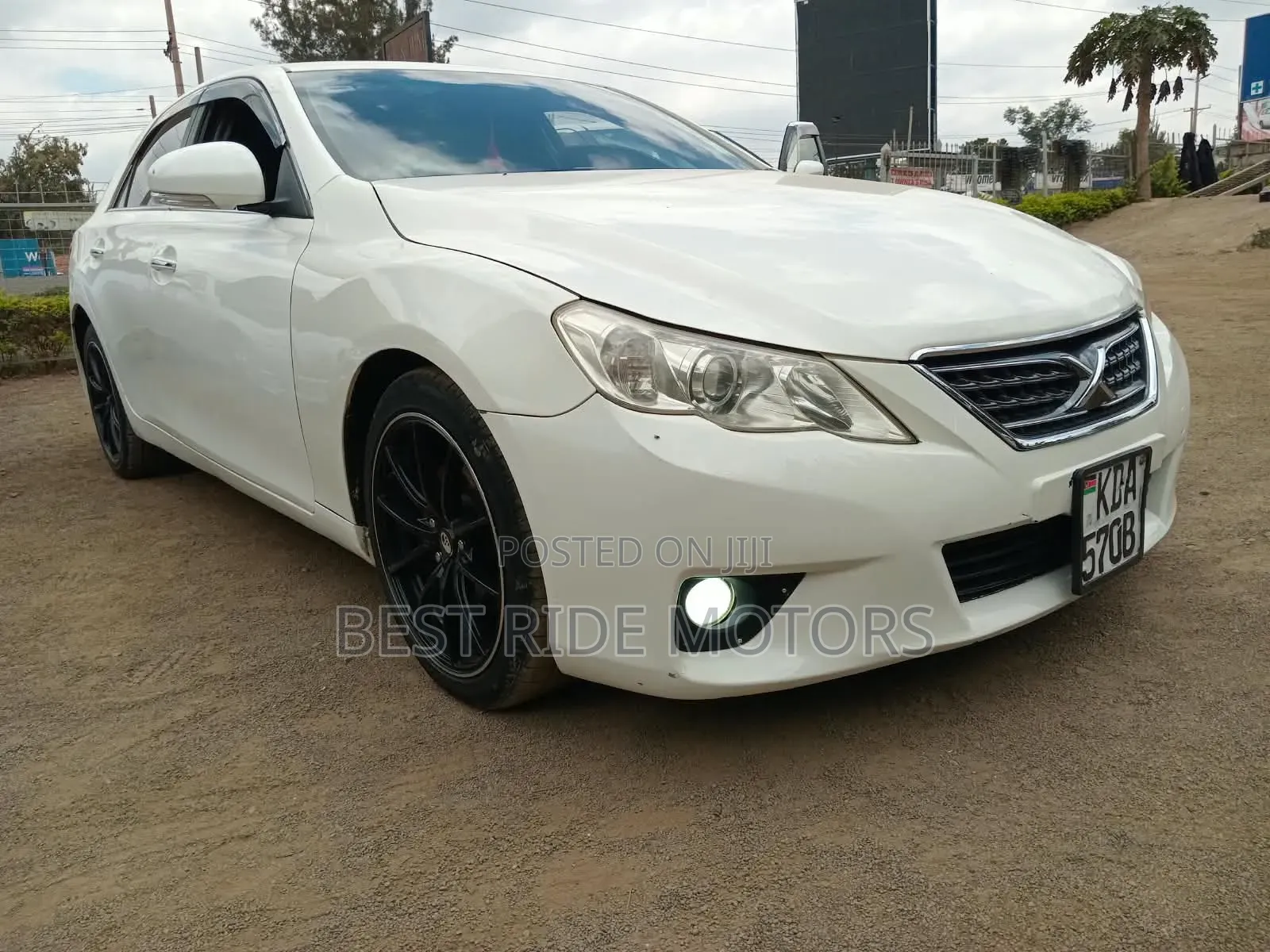 Toyota Mark X 2013 White