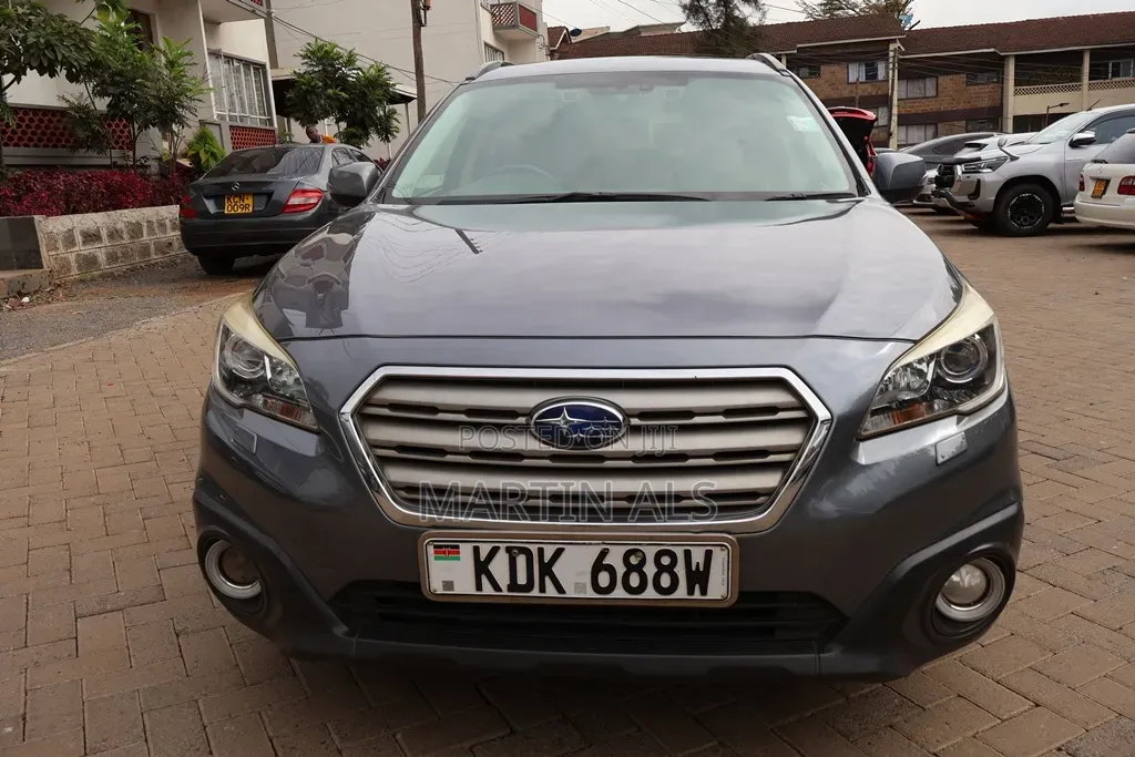 Subaru Outback 2.5i 4dr Wagon AWD (2.5L 4cyl CVT) 2015 Gray