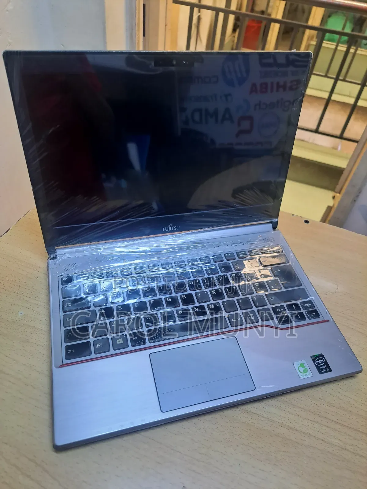 Laptop Fujitsu 8GB Intel Core i5 HDD 500GB