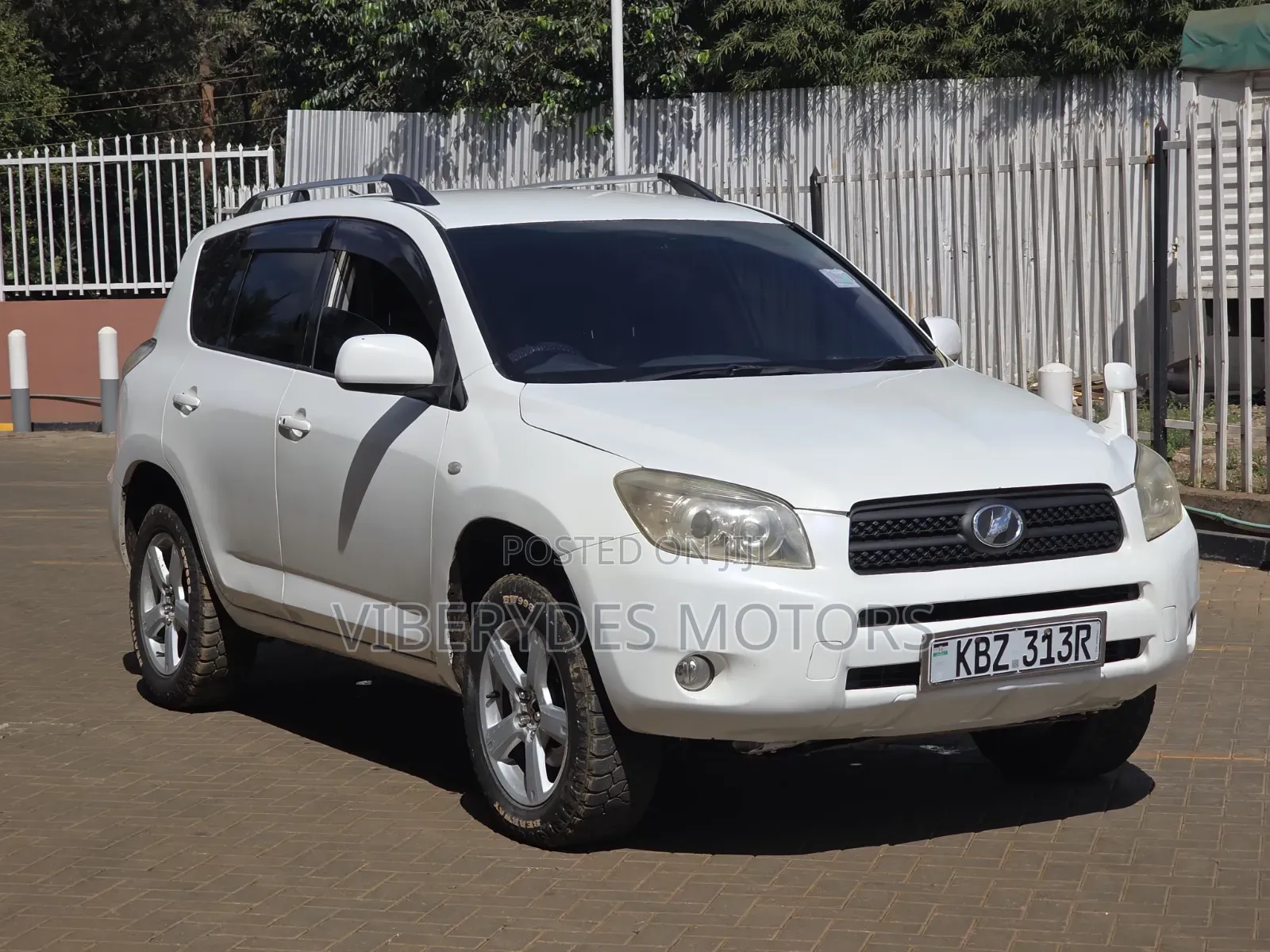 Toyota RAV4 2007 White