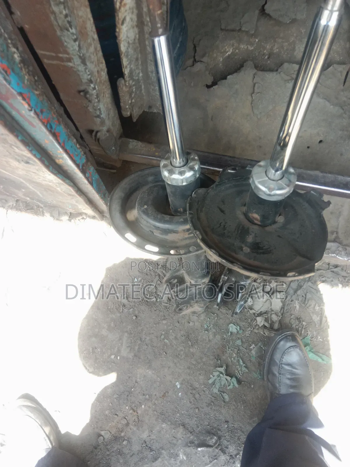 Toyota Harrier Rear Shocks