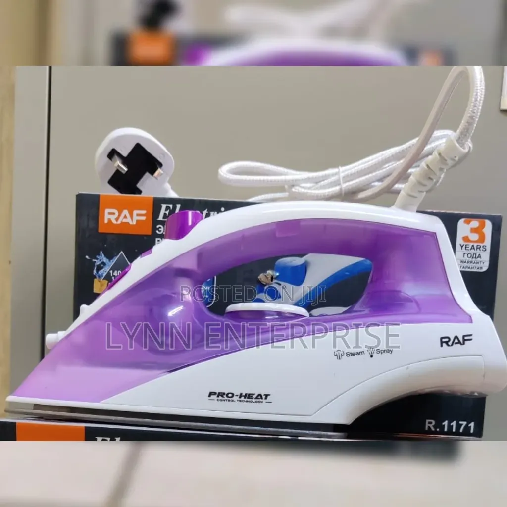 RAF Steam Iron 1400W With Ceramic Baseplate