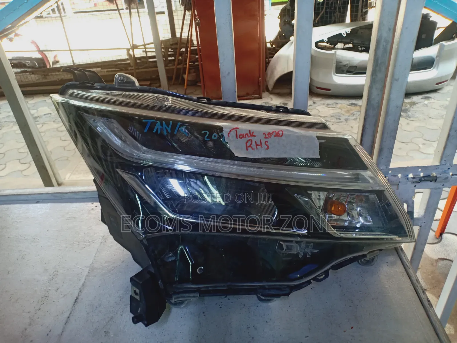 Toyota Tank Headlight