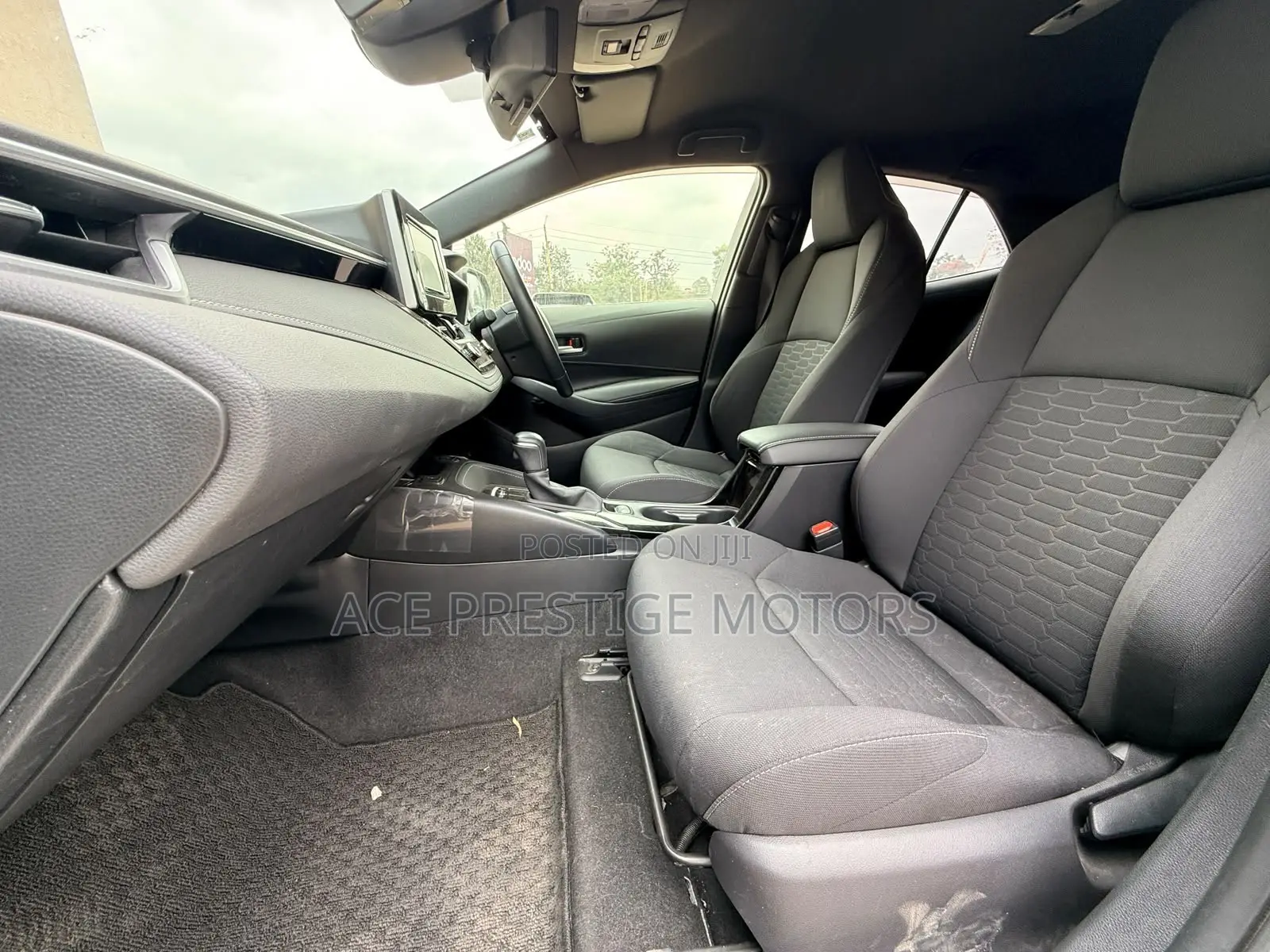 Toyota Corolla 2018 Silver