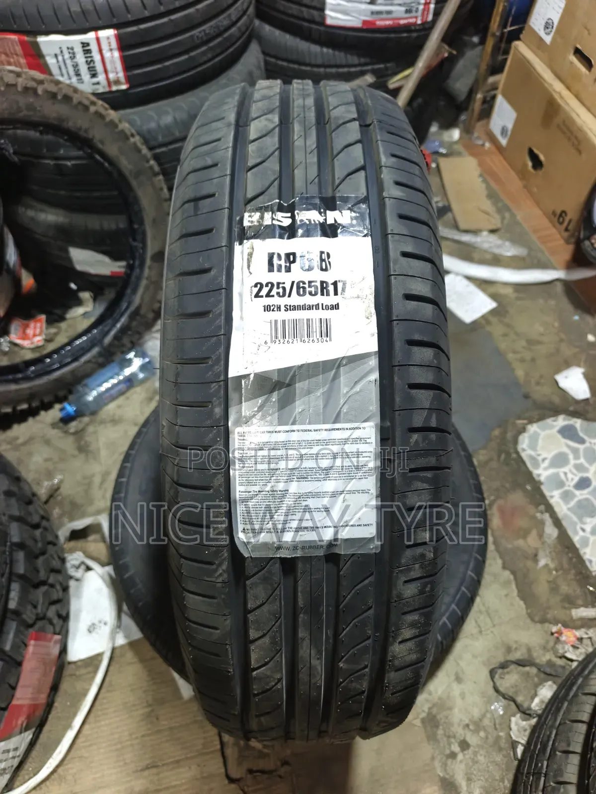225/65r17 Bison