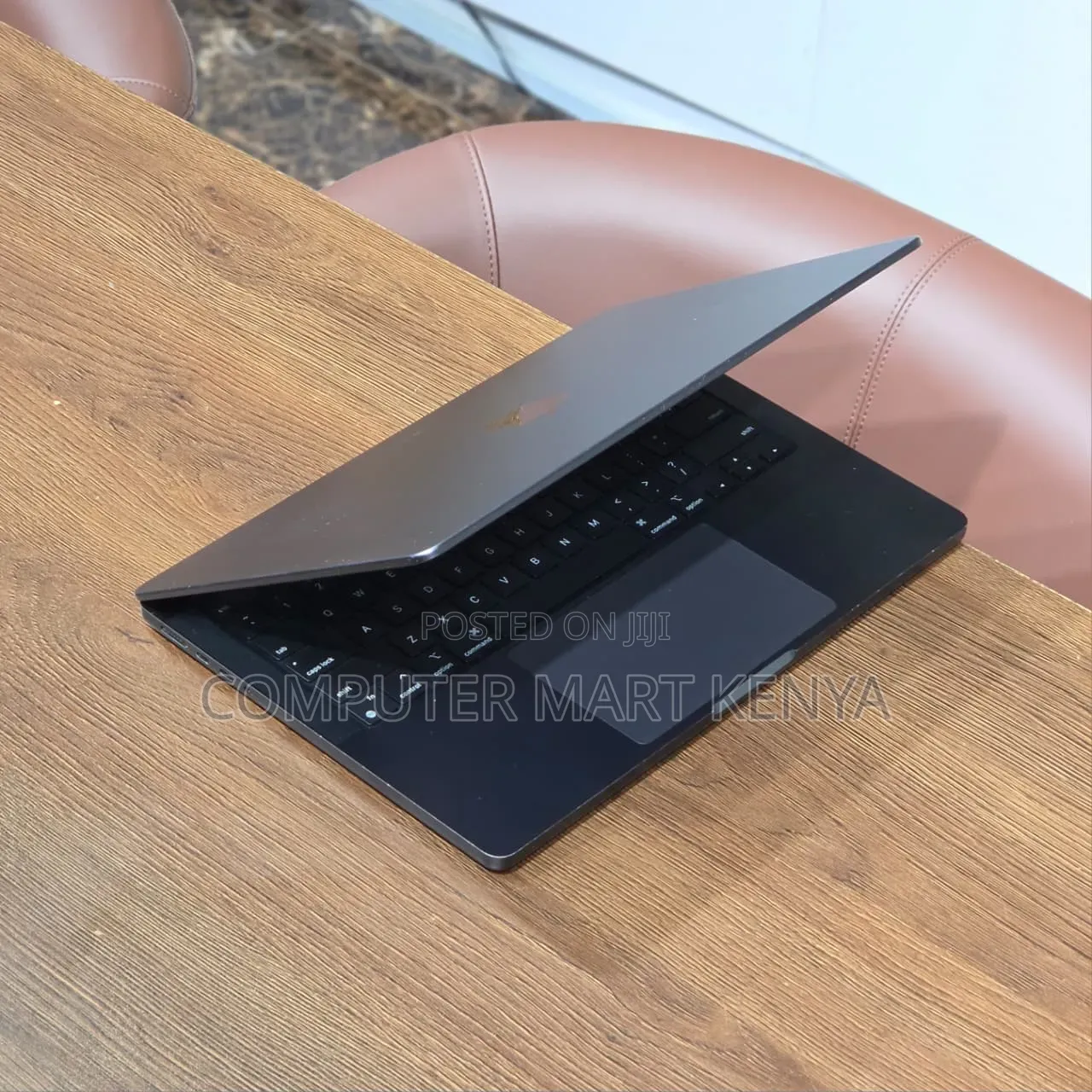 Laptop Apple MacBook Pro 18GB Intel Core M3 SSD 512GB