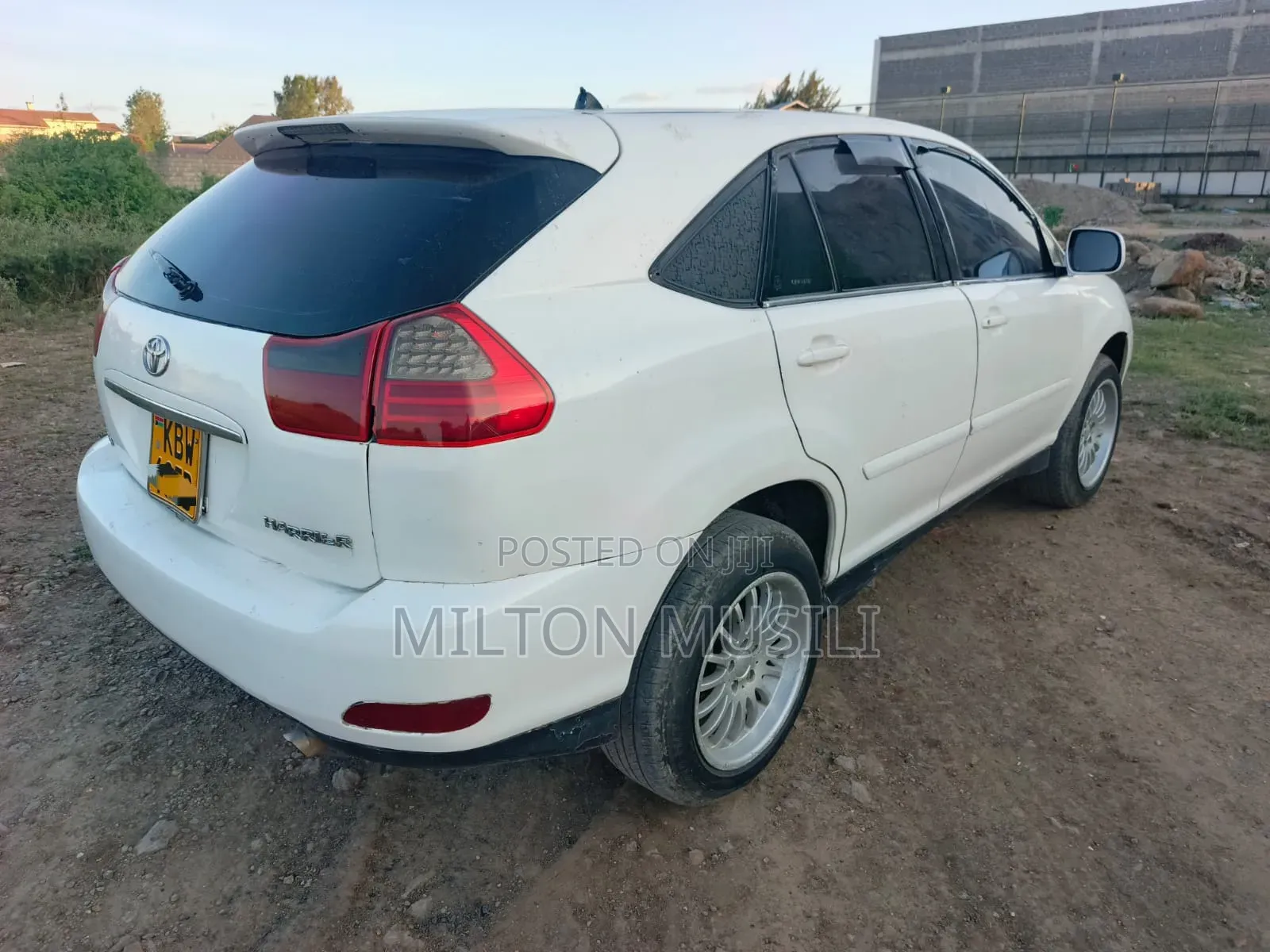 Toyota Harrier 2005 White