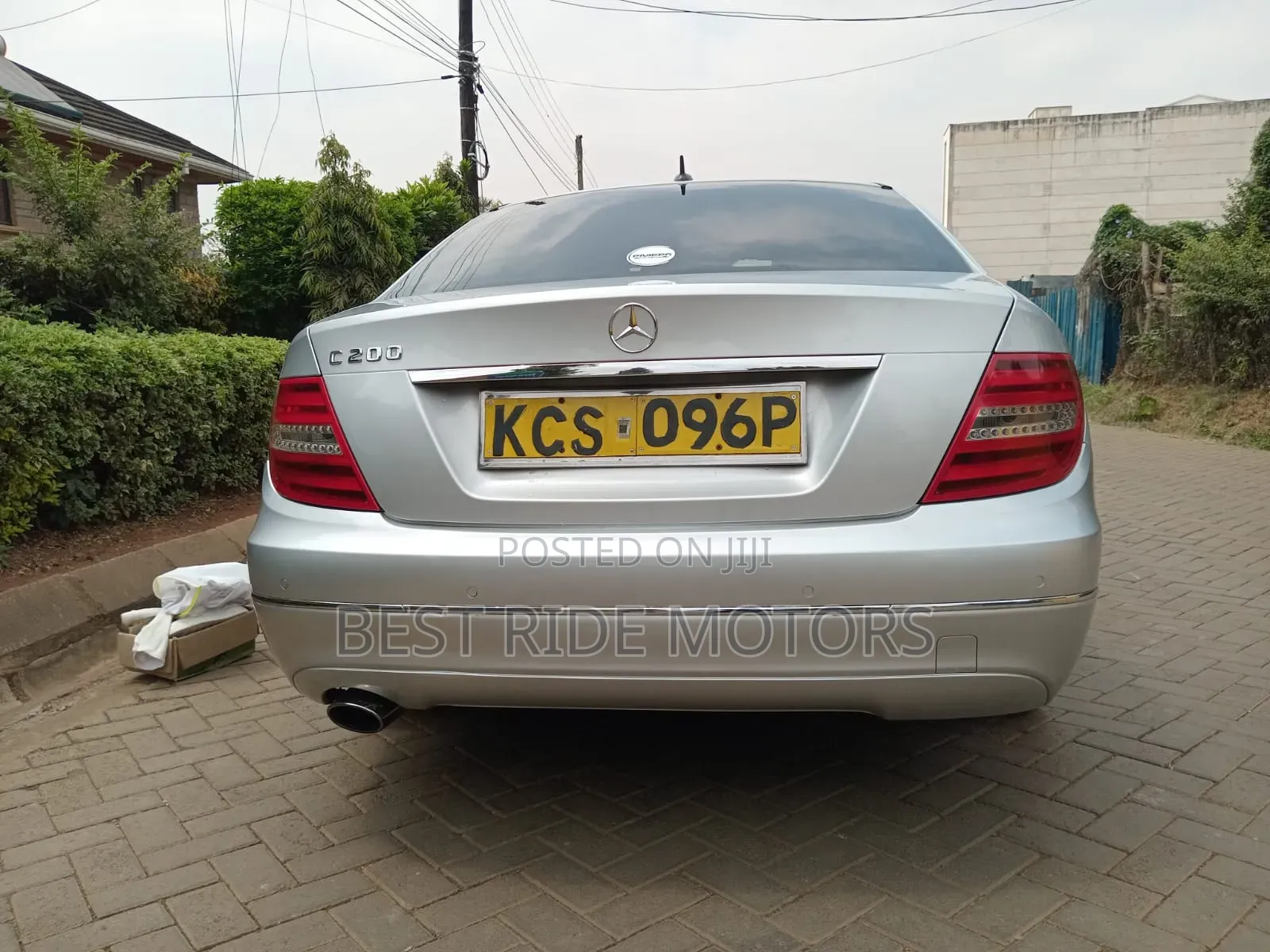Mercedes-Benz C200 2011 Silver