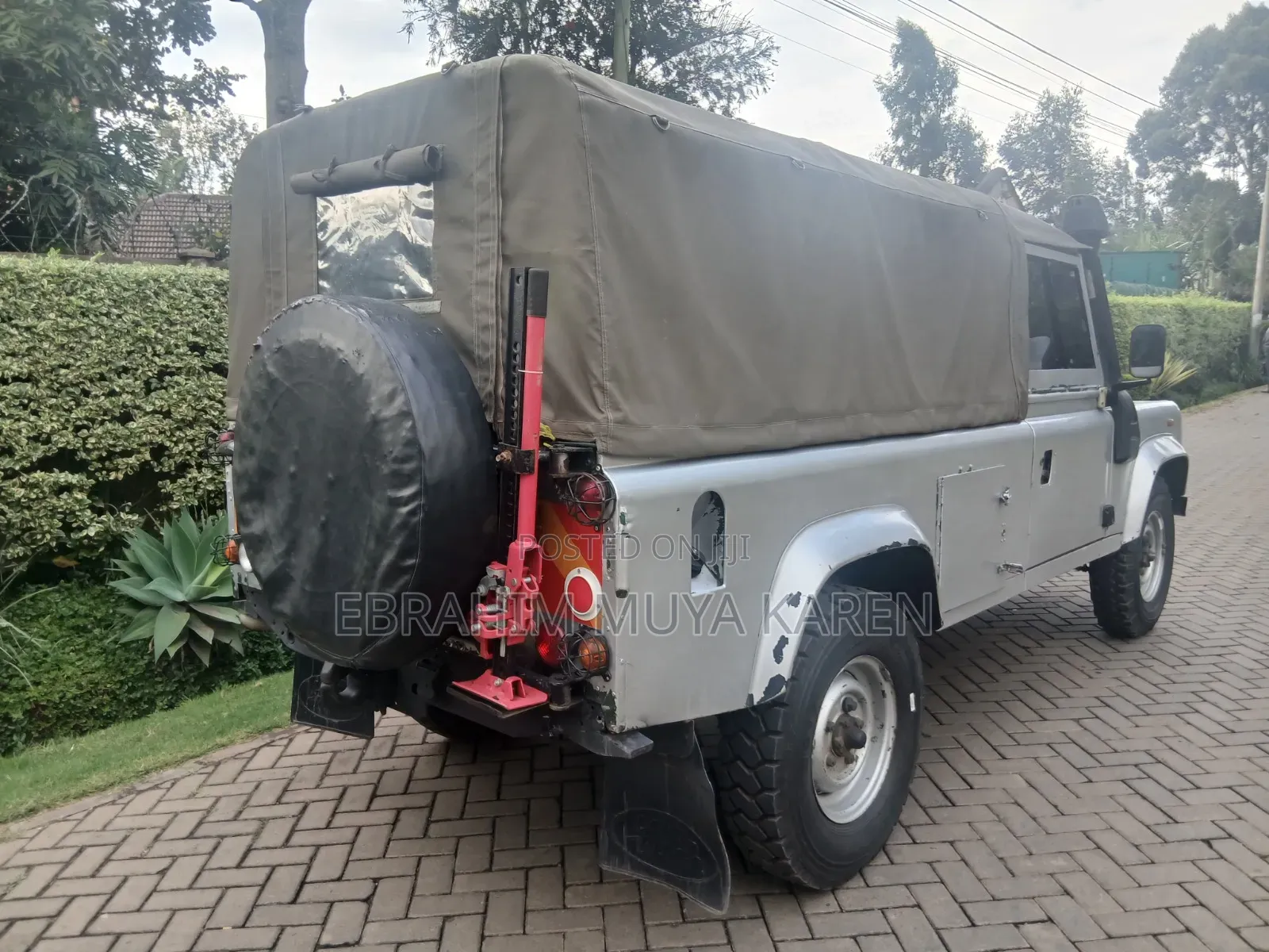 Land Rover Defender Soft Top 4x4 1995 Gray