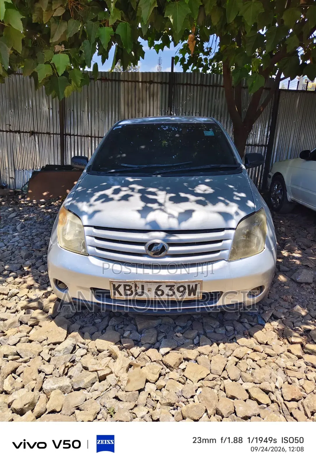 Toyota Vitz 1.5 FWD 5dr 2005 Silver