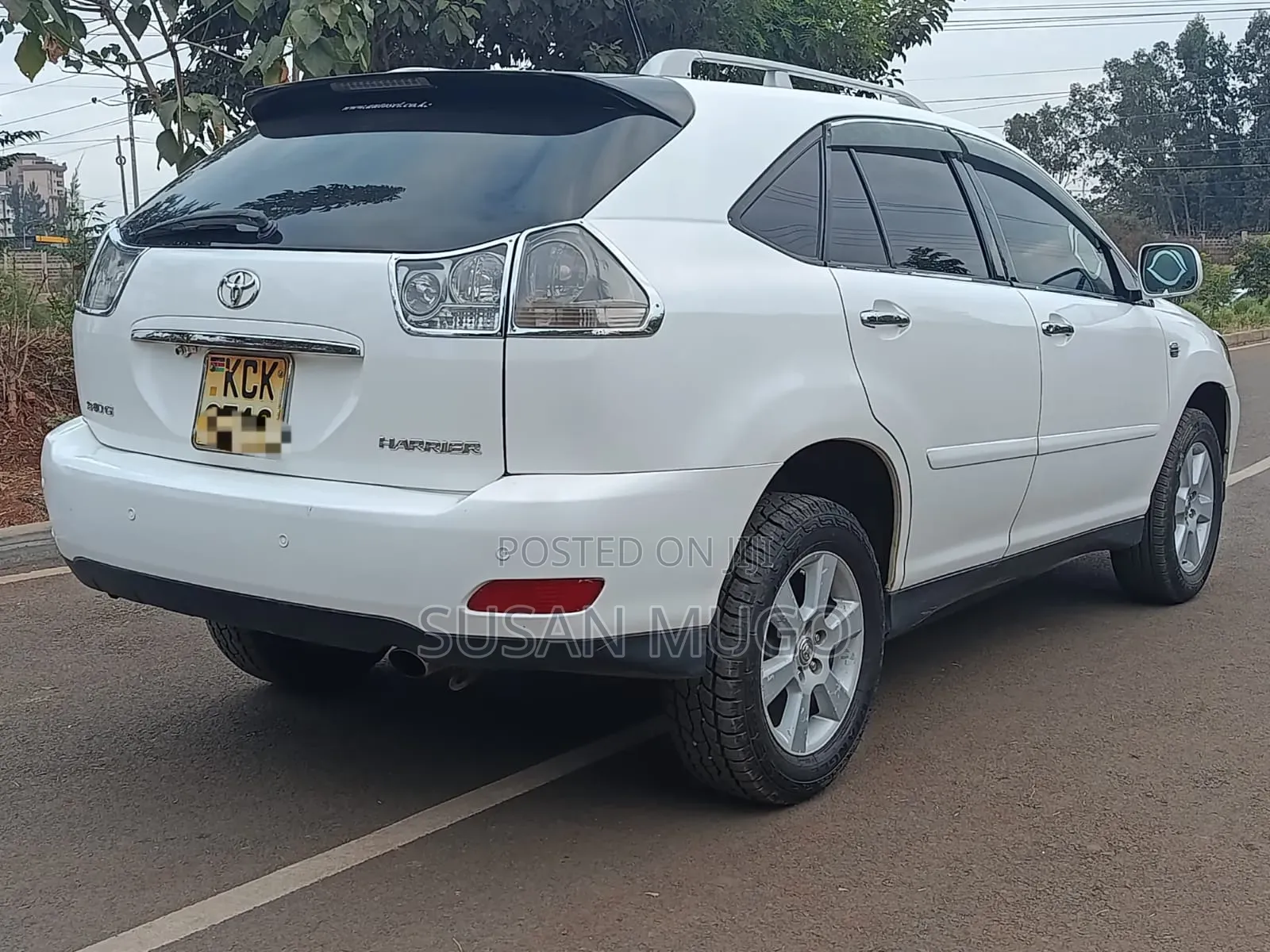 Toyota Harrier 2011 White