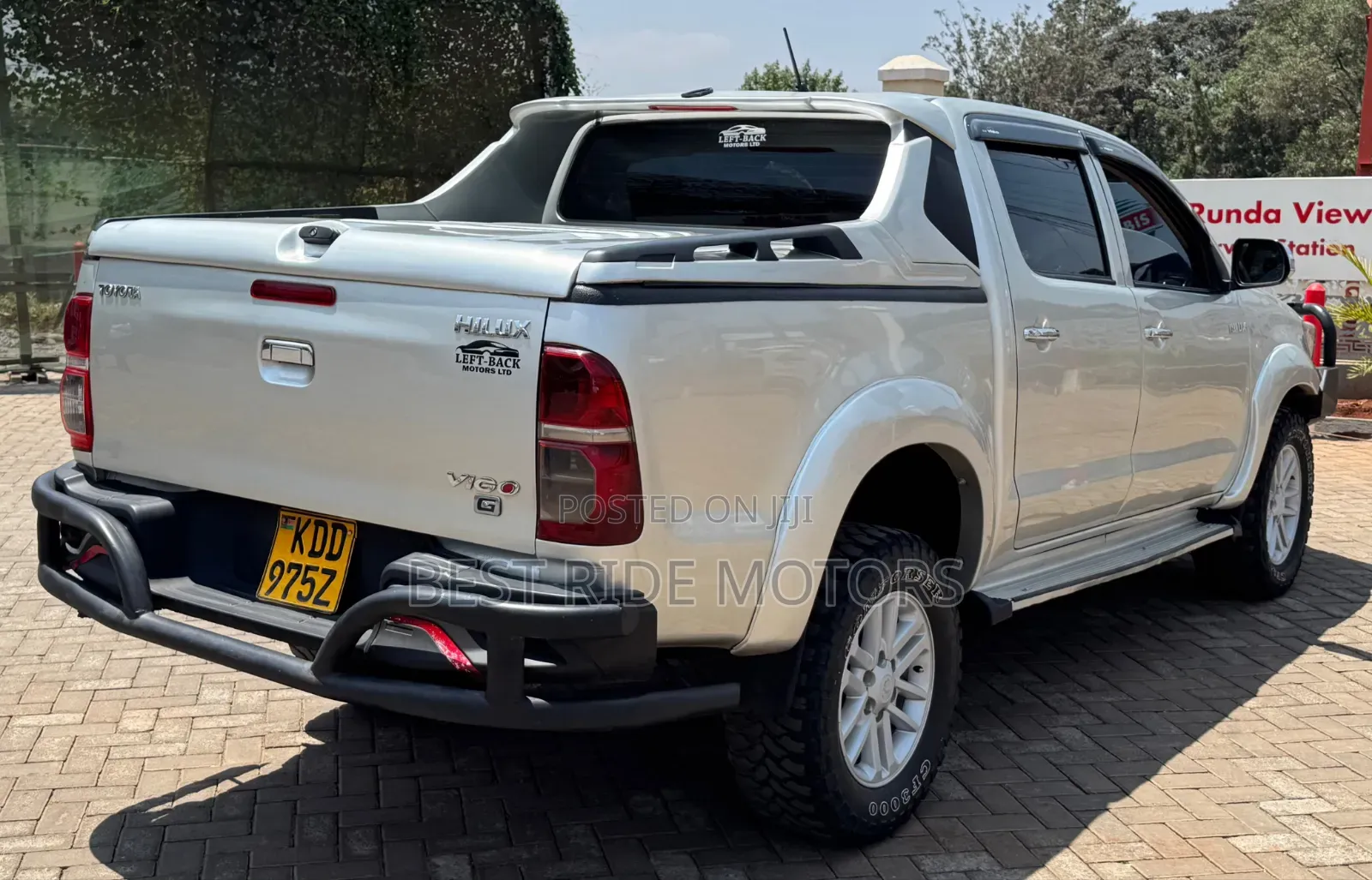 Toyota Hilux 2015 Silver
