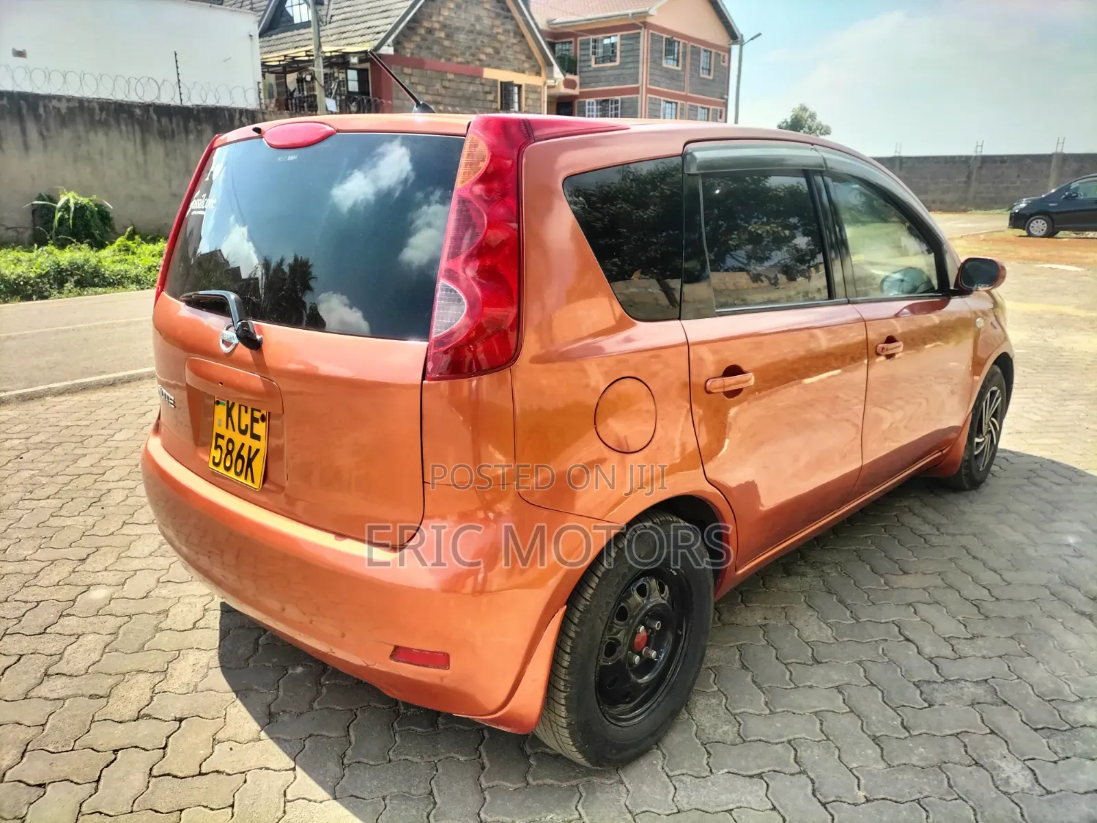 Nissan Note 2008 Orange