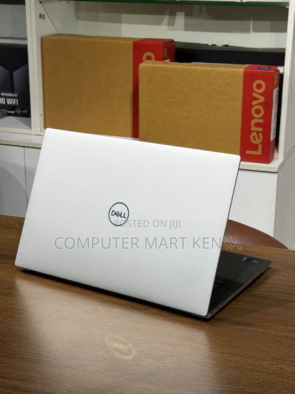 New Laptop Dell XPS 15 9520 16GB Intel Core i7 SSD 512GB
