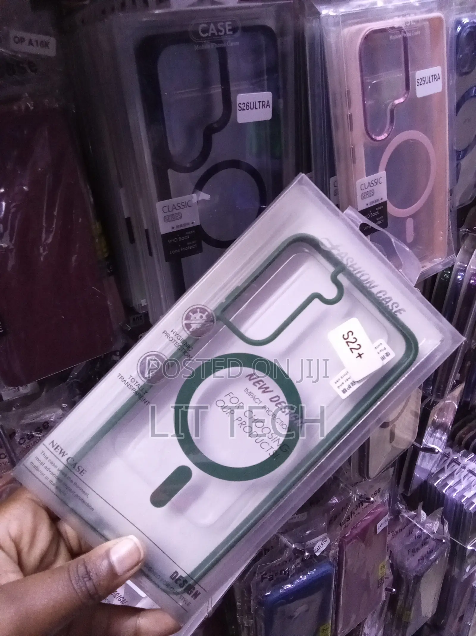 Transparent Case Dark Green Border and MagSafe for Samsung Galaxy S22+