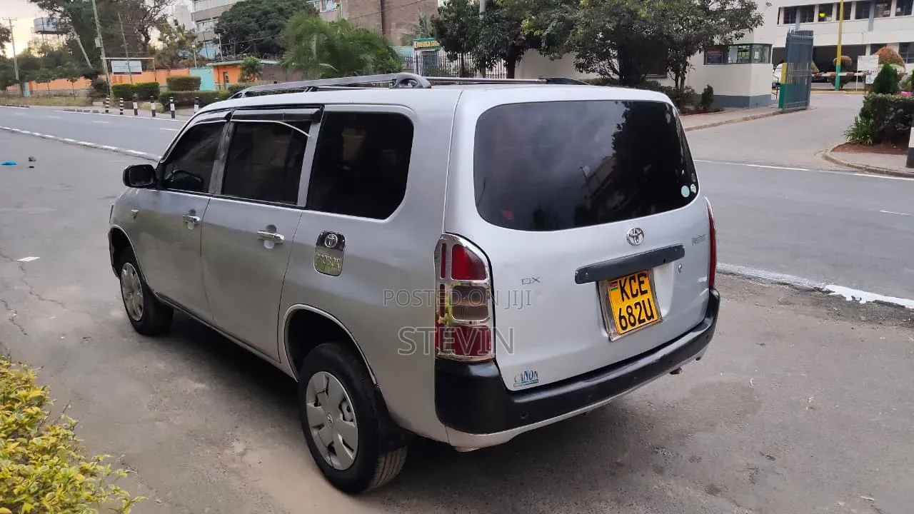 Toyota Probox 2011 Silver